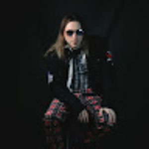 Meet your Posher, Richard